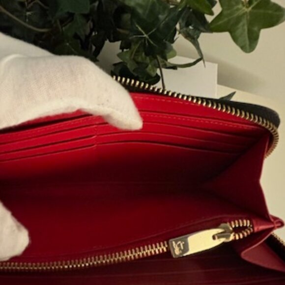 Christian Louboutin👠👠 Panettone Wallet-Black/Silver/Gold - Picture 9 of 14